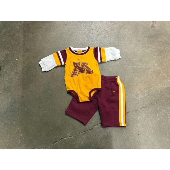 Nike Baby Boys 3/6M Bodysuit Shorts Set‎ Minnesota Gophers Team Outfit - Picture 3 of 7